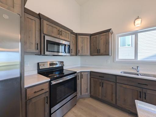6820 JOSEPH Street, Horace, ND 58047