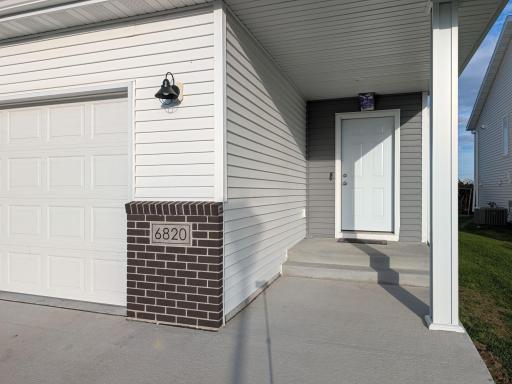 6820 JOSEPH Street, Horace, ND 58047
