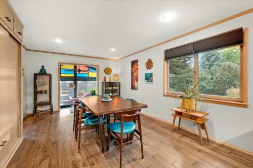140 Brunswick Avenue S, Golden Valley, MN 55416