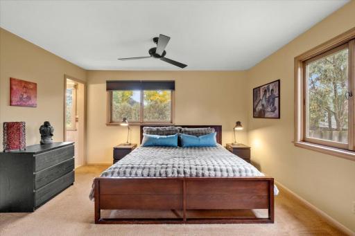 140 Brunswick Avenue S, Golden Valley, MN 55416