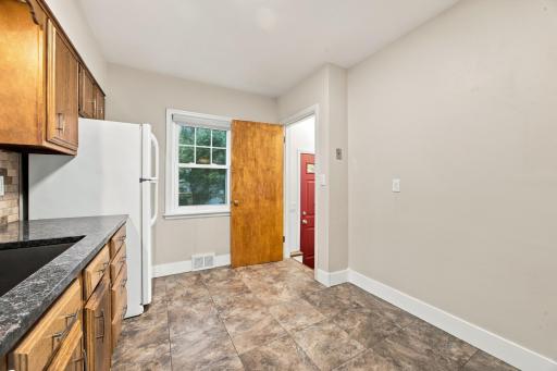 502 21st Avenue N, Fargo, ND 58102