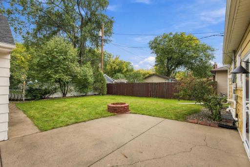 502 21st Avenue N, Fargo, ND 58102