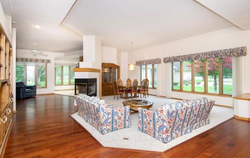 12133 Bluebird Circle NW, Coon Rapids, MN 55448