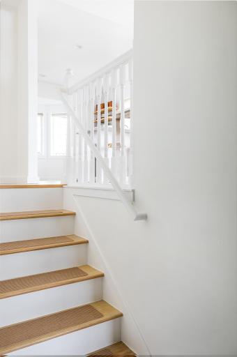 web_Vert stairs 2.jpg