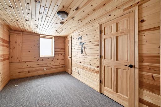 web_Lowest room.jpg