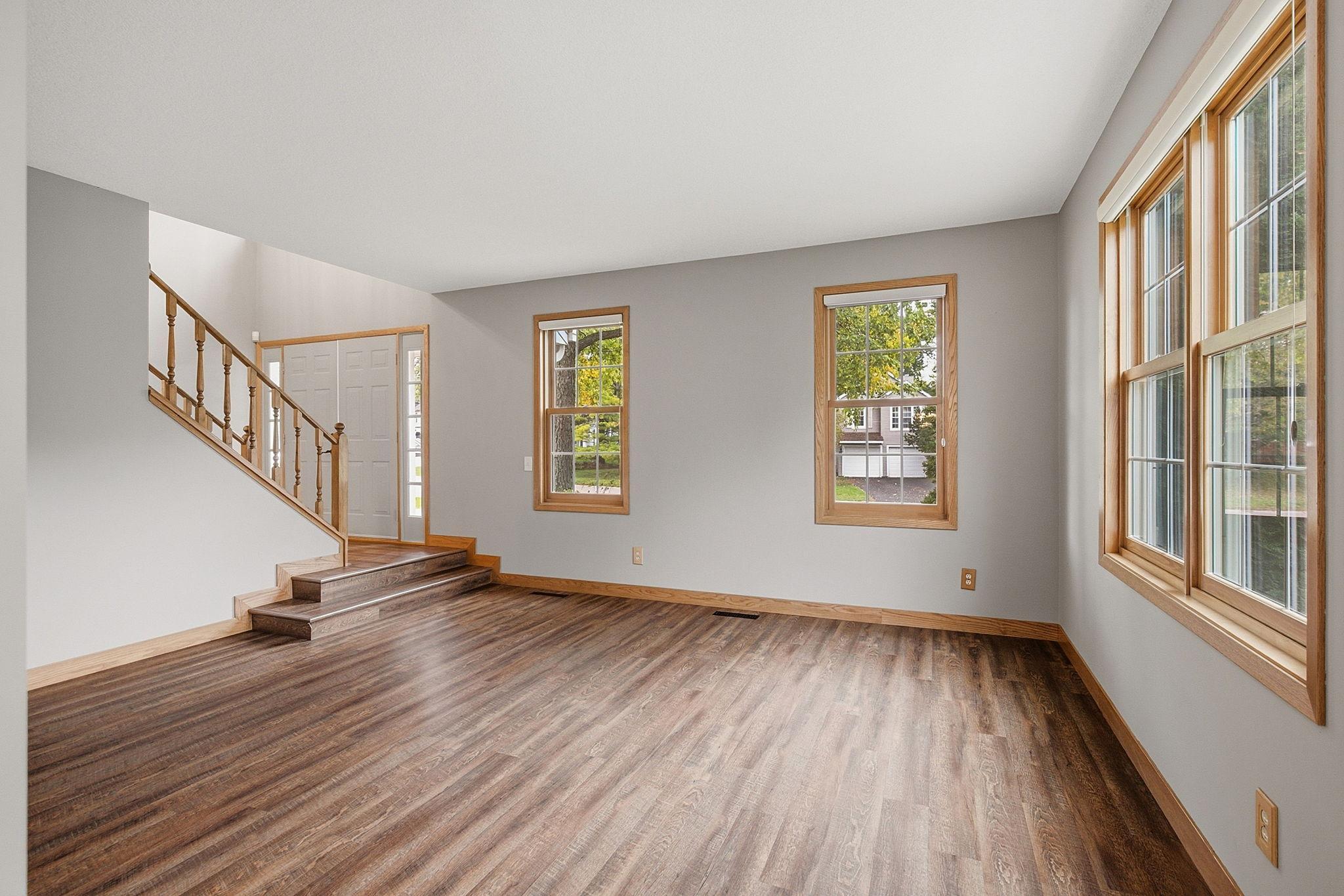 Formal Living Room - Lots of Potential!