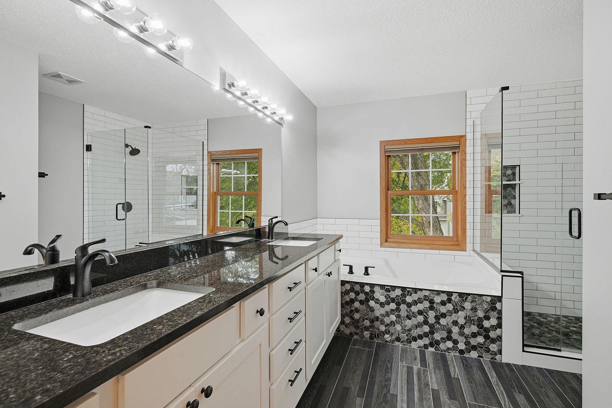 Updated Primary Bath - Light & Bright!