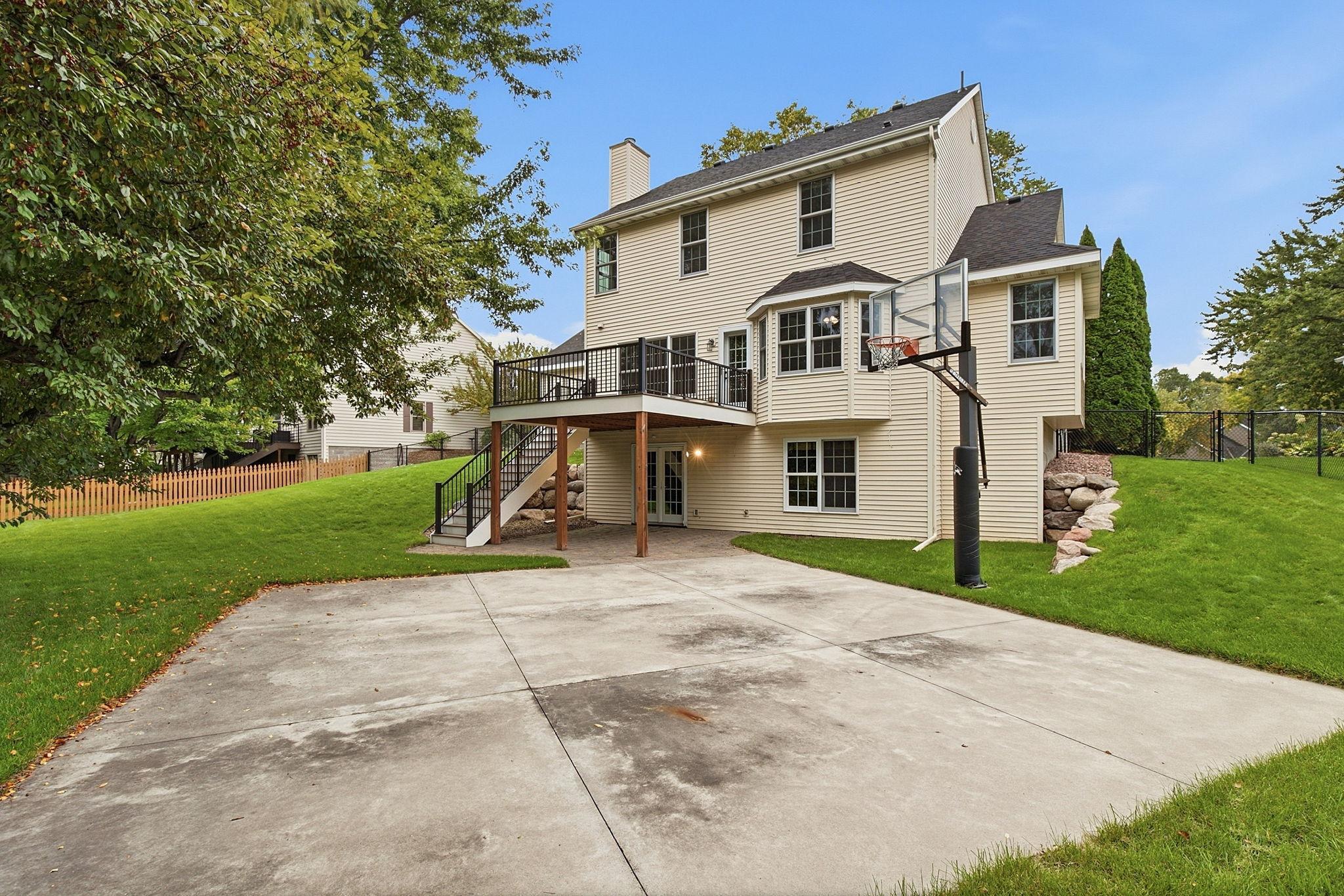 Nice Looking Backyard Amenities