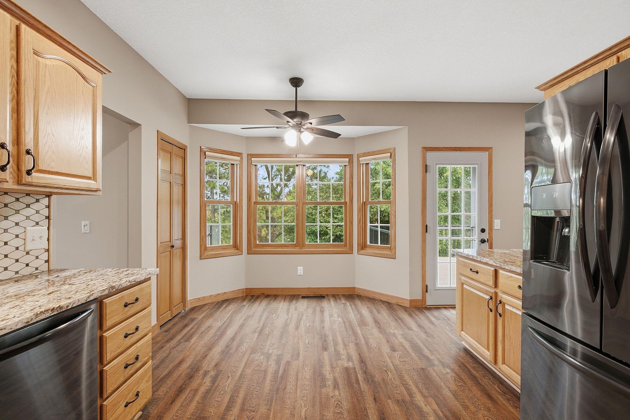 Informal Breakfast Nook!