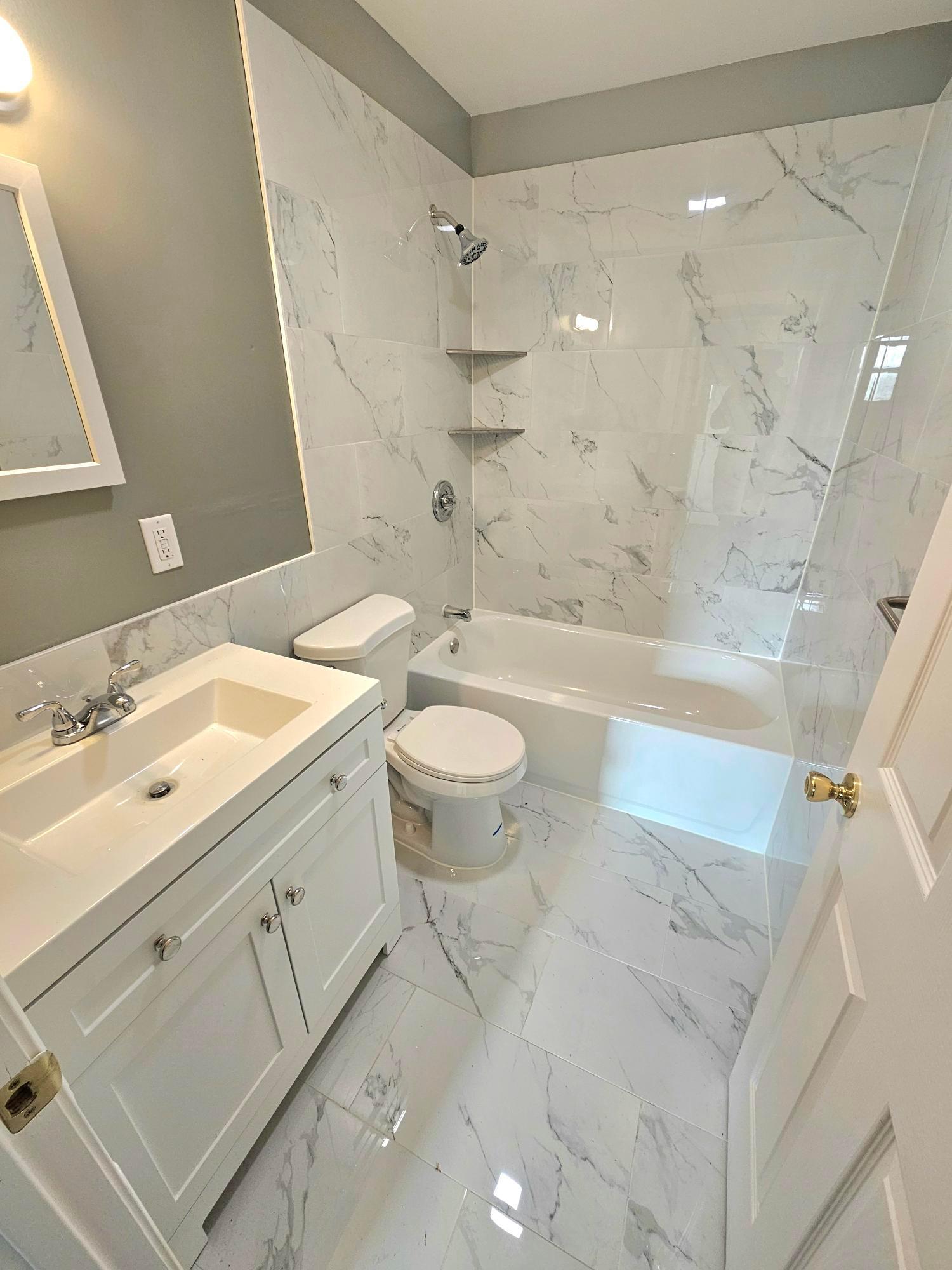 Unit 3 bathroom
