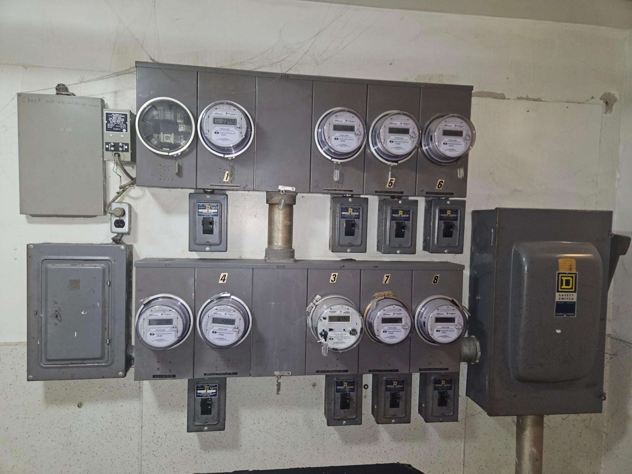 Separate Electric Meters Tenants Pay