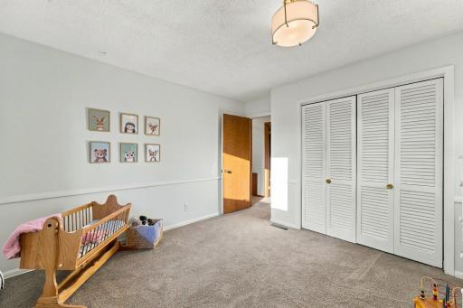 227 Ridgewood Court, Waconia, MN 55387