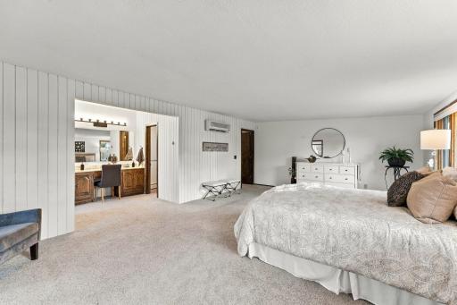 227 Ridgewood Court, Waconia, MN 55387
