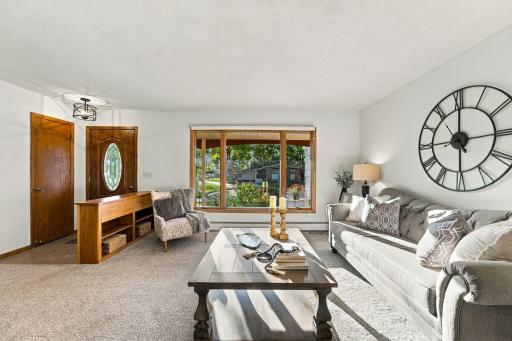 227 Ridgewood Court, Waconia, MN 55387