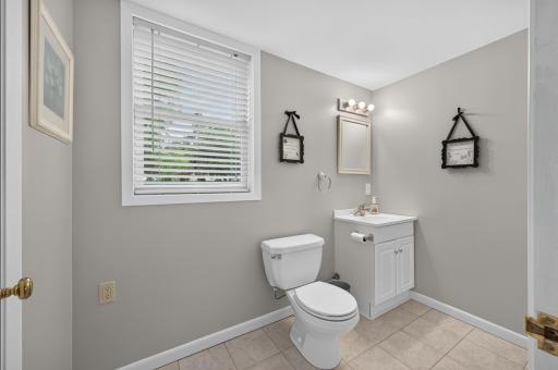 13819 Bellevue Drive, Minnetonka, MN 55345