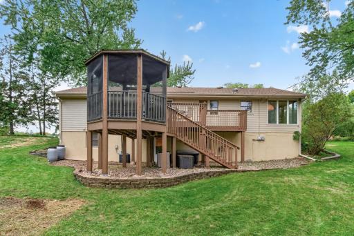 13819 Bellevue Drive, Minnetonka, MN 55345