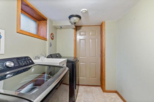 71 63 1/2 Way NE, Fridley, MN 55432