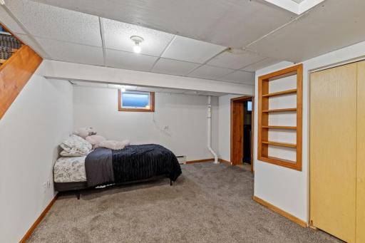 71 63 1/2 Way NE, Fridley, MN 55432