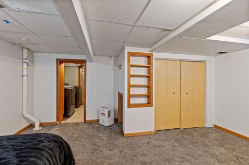 71 63 1/2 Way NE, Fridley, MN 55432