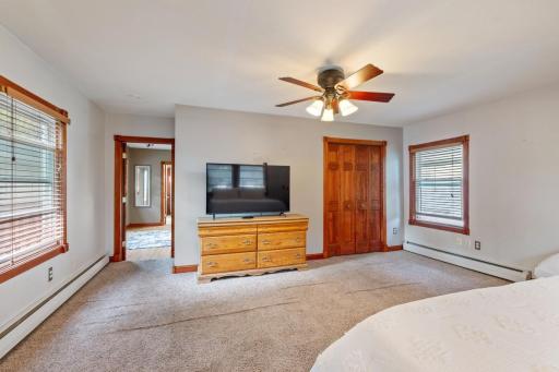 71 63 1/2 Way NE, Fridley, MN 55432