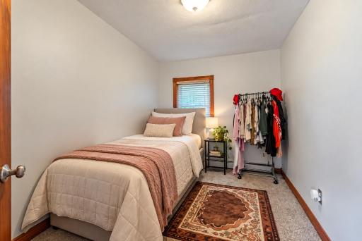 71 63 1/2 Way NE, Fridley, MN 55432