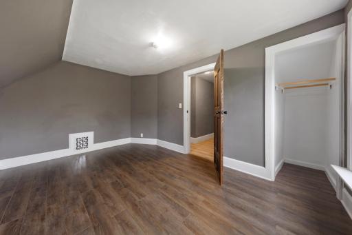 917 Bridge Avenue, Albert Lea, MN 56007