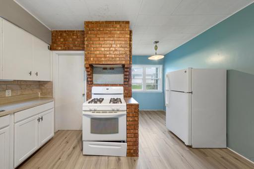 917 Bridge Avenue, Albert Lea, MN 56007