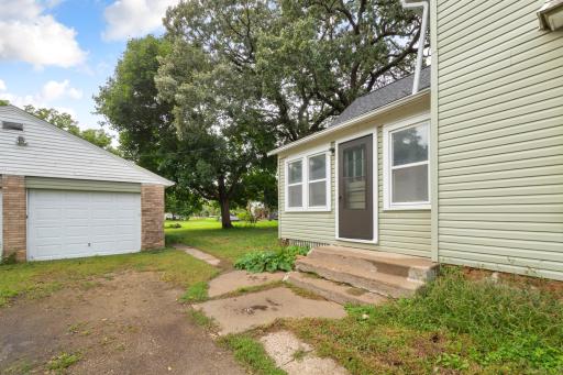 917 Bridge Avenue, Albert Lea, MN 56007