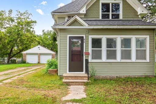 917 Bridge Avenue, Albert Lea, MN 56007