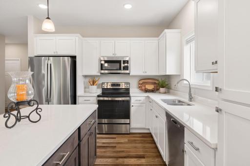 331 Riverview Circle, Hanover, MN 55341