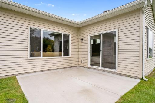 331 Riverview Circle, Hanover, MN 55341