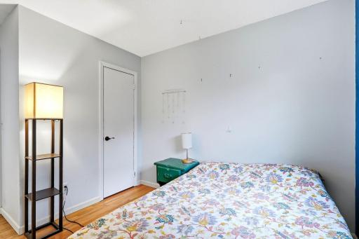 24-web-or-mls-18423-Italy-Ave-Interior-18.jpg