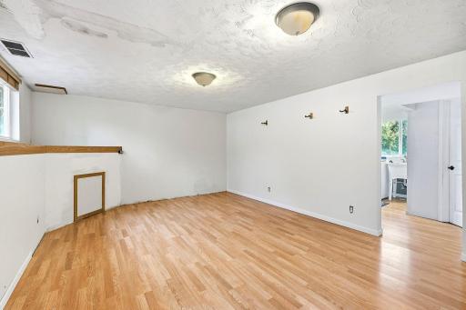 39-web-or-mls-18423-Italy-Ave-Interior-33.jpg