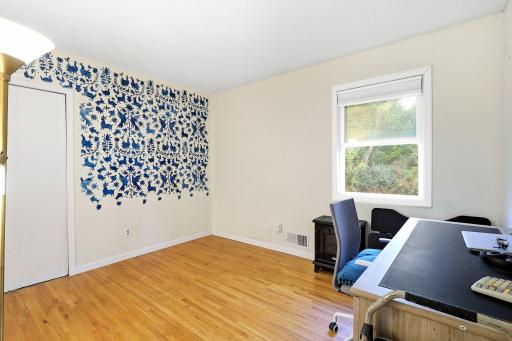 33-web-or-mls-18423-Italy-Ave-Interior-27.jpg