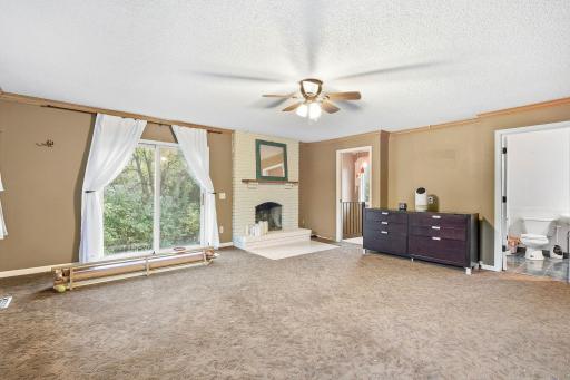 18-web-or-mls-18423-Italy-Ave-Interior-12.jpg