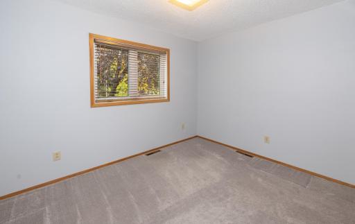 1913 26 1/2 Avenue S, Fargo, ND 58103