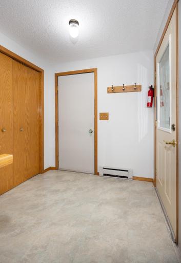 1913 26 1/2 Avenue S, Fargo, ND 58103