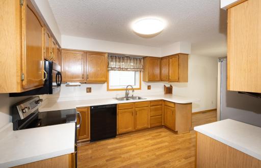 1913 26 1/2 Avenue S, Fargo, ND 58103