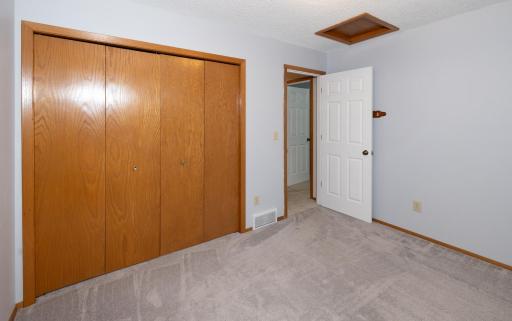 1913 26 1/2 Avenue S, Fargo, ND 58103