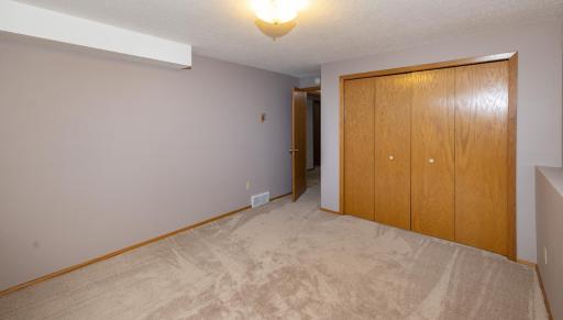 1913 26 1/2 Avenue S, Fargo, ND 58103