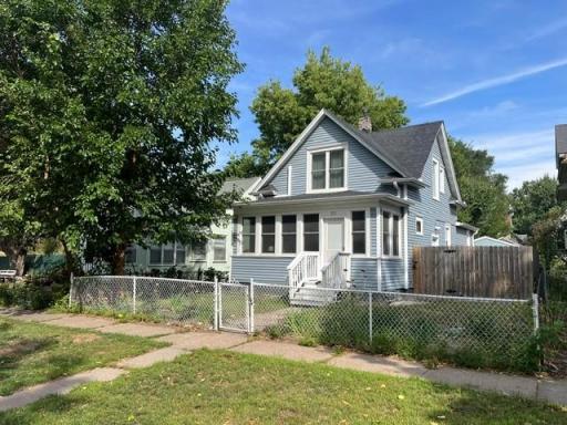 851 Blair Avenue, Saint Paul, MN 55104