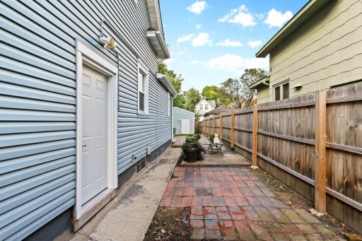 851 Blair Avenue, Saint Paul, MN 55104