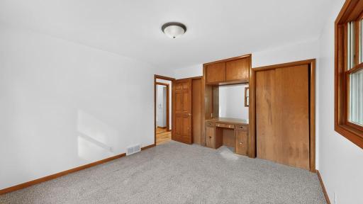 2310 10th ave sw, Austin, MN 55912