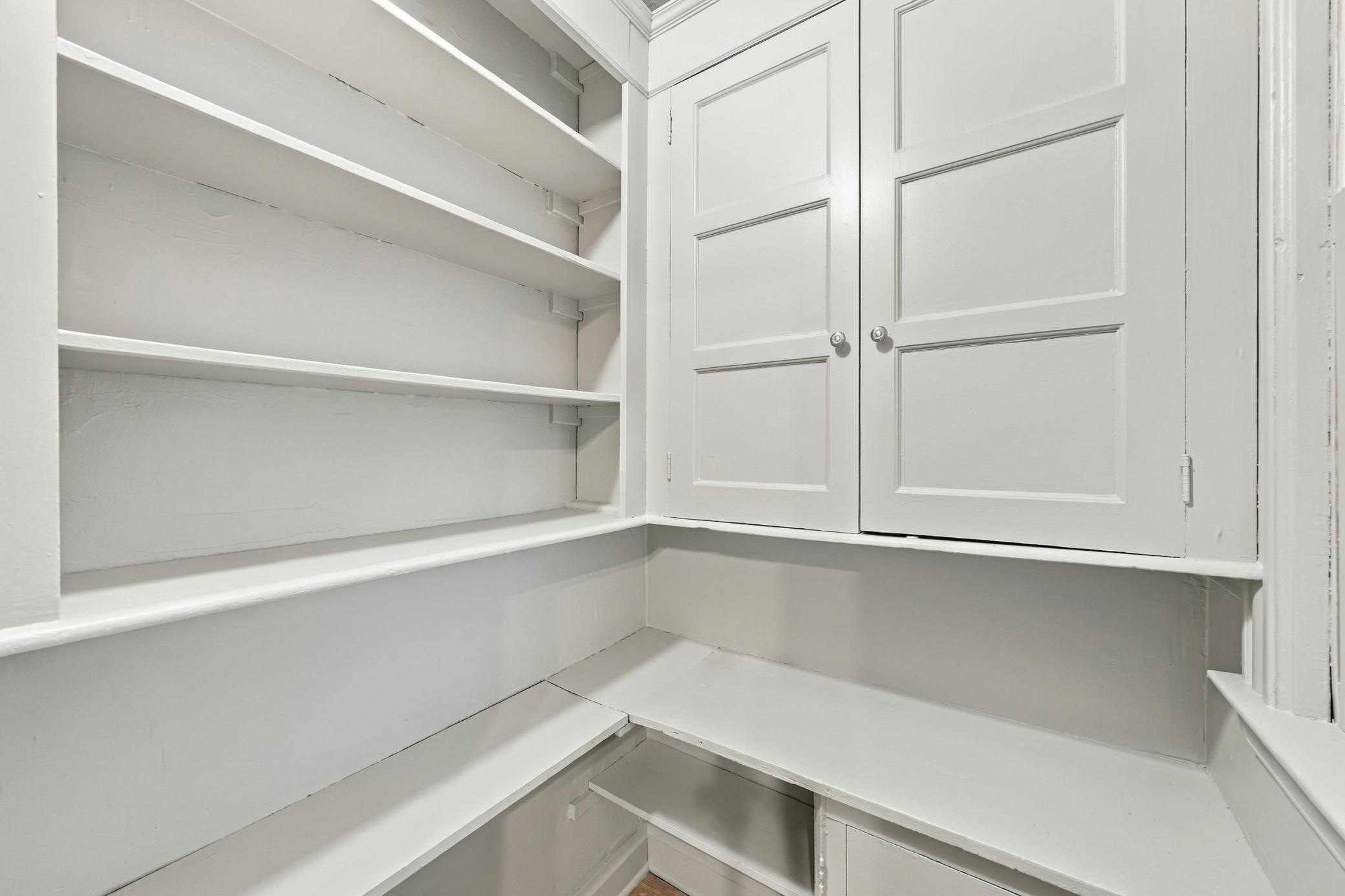 Pantry.jpg