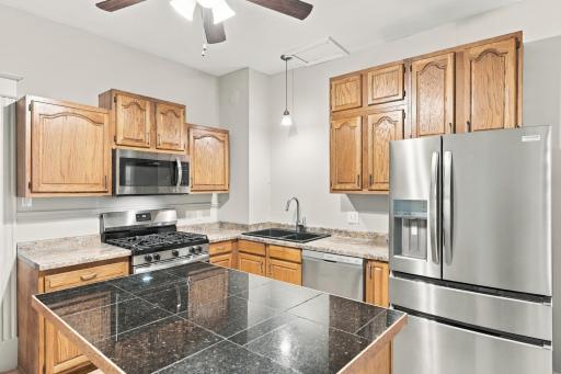 2752 Chicago Avenue, Minneapolis, MN 55407