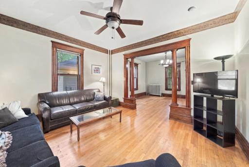 2752 Chicago Avenue, Minneapolis, MN 55407