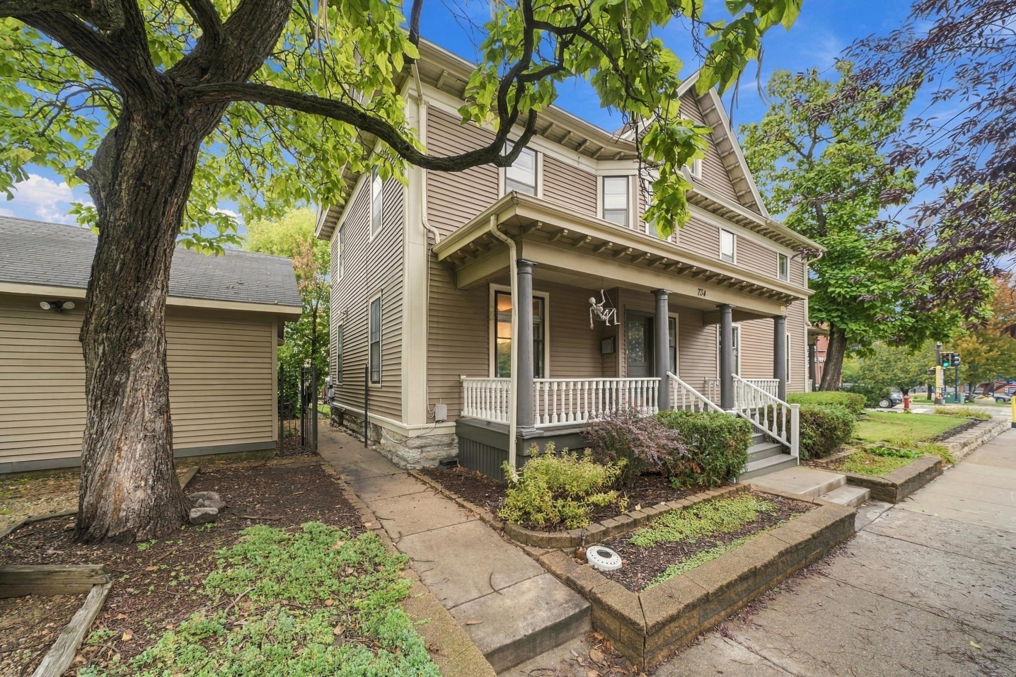 Second Unit Porch and Entrance.jpg
