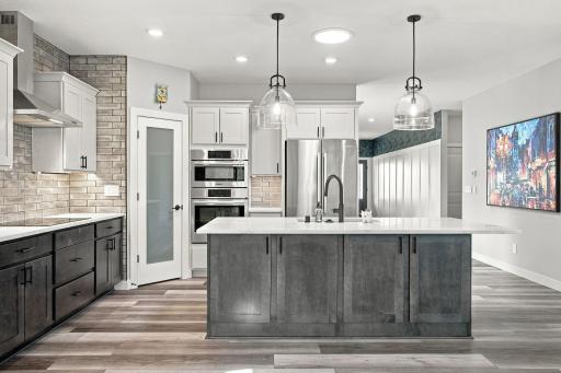 3937 Noah Court NW, Prior Lake, MN 55372