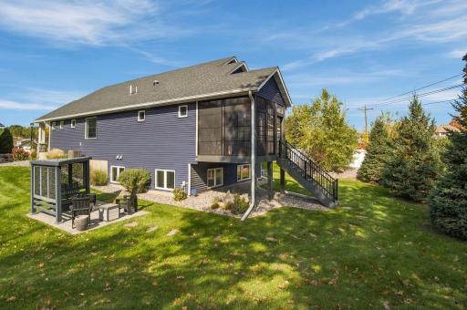 3937 Noah Court NW, Prior Lake, MN 55372