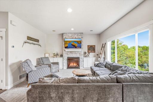 13592 Belle Taine Way, Rogers, MN 55374